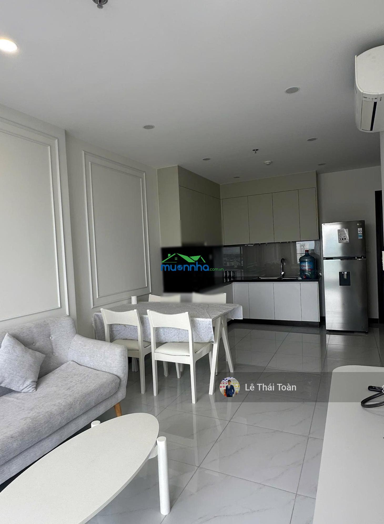 Cho thuê căn hộ 2pn 2wc 79m2 view ngoại khu tầng trung, cao đẹp nhất toà c sky view. giá tốt nhất