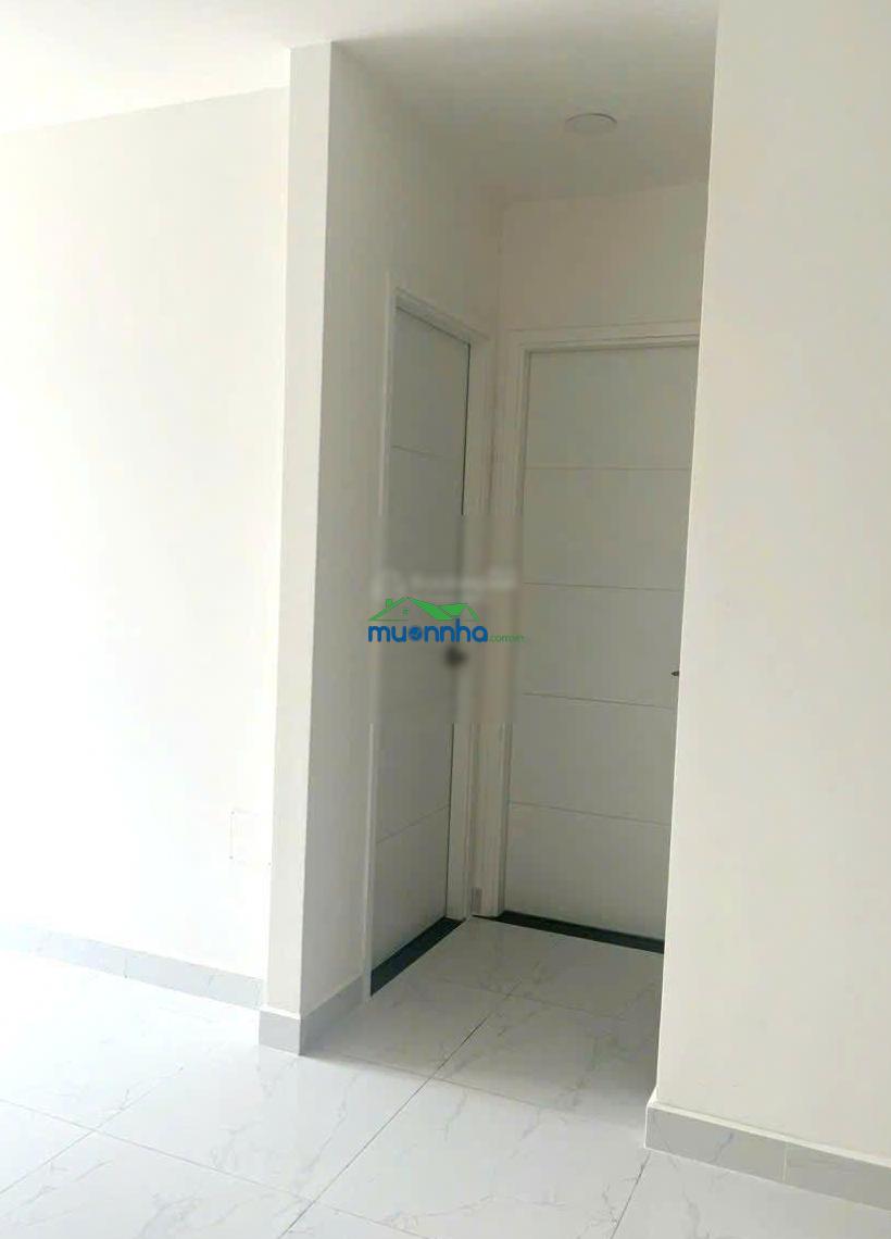 Terra royal cần cho thuê 2pn giá chỉ với 23 tr/th. gọi ngay em: 0935 204 *** call/zalo