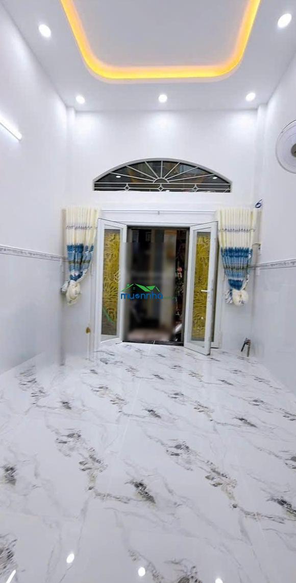 Nhà đẹp q4 - 4 lầu đúc - 40m2 - 4pn - không qh - chỉ 4.86 tỷ