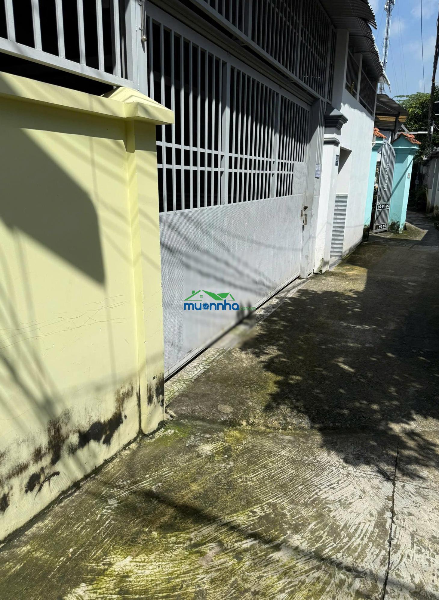 Bán nhà đất vuông như tờ a4 tặng nhà tại trung tâm võ văn hát - phù hợp xây căn hộ dịch vụ cực hời