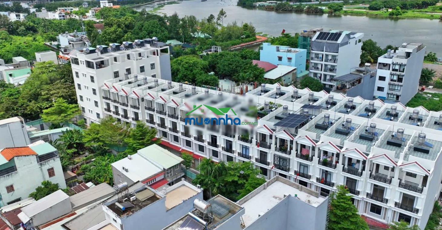 Chỉ còn lại 3 căn giá tốt, giá tốt cầu đúc