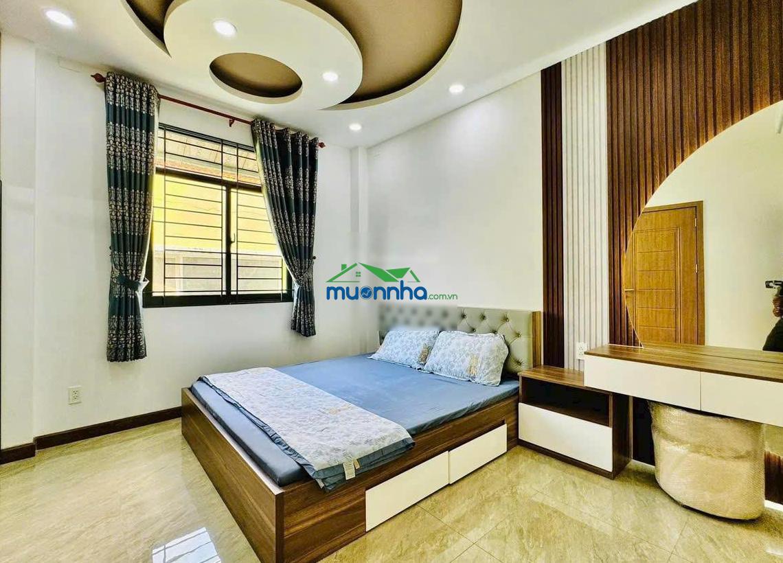 Chủ nhà kẹt tiền bán gấp nhà 70m² huỳnh tấn phát, phú mỹ, q7. giá 8 tỷ sổ riêng