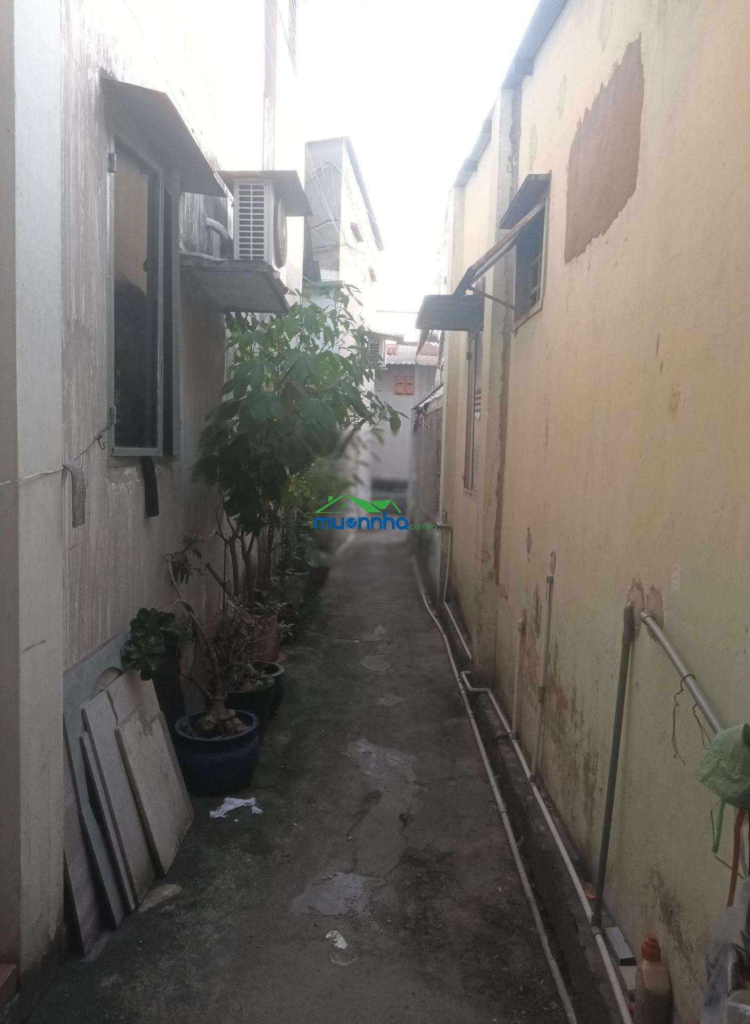 1,69 tỷ - nhà sổ riêng, hoàn công đầy đủ - đường 17 linh chiểu, ngay cổng đại học ngân hàng