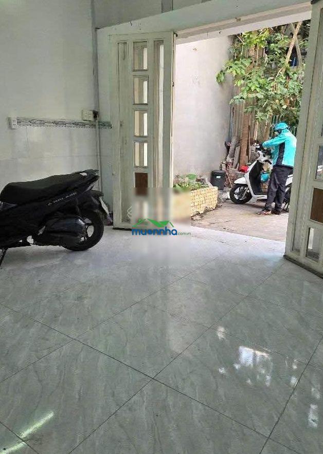 Nhà hẻm ô tô ngay chợ lê đình cẩn - dt 4,2 x 17 (nở hậu 5,6) - không lộ giới - 4,95 tỷ tl - 4