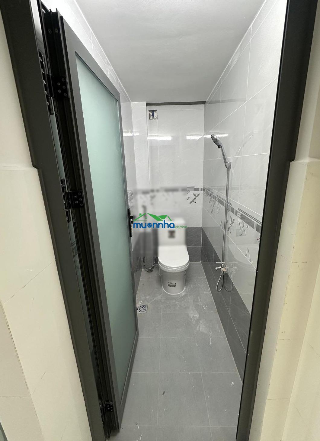 Nhà mới 4pn 3wc p15 q8 - 3.35x12m ko lgqh - chỉ 4.6 tỷ tl xem ngay