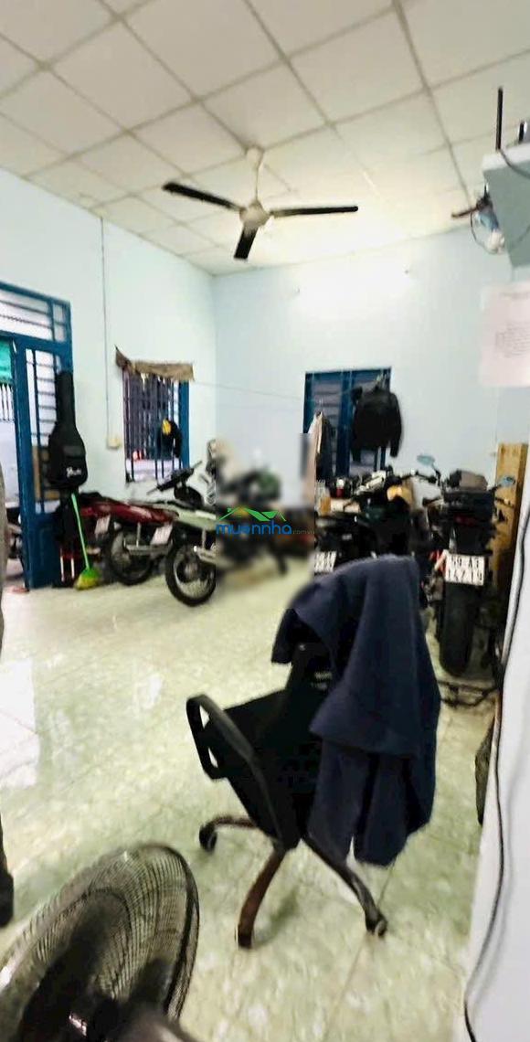 Nhà cấp 4. hẻm 1/ ô tô, đường tô ngọc vân, linh đông gần phạm văn đồng