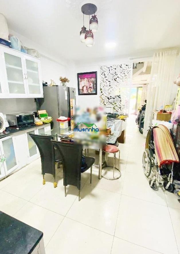 Gò vấp - phạm văn chiêu gần emark - hẻm xe hơi thông - 3 tầng đúc - 68m2(4x17) vuông vức chỉ 7,2tỷ - 3