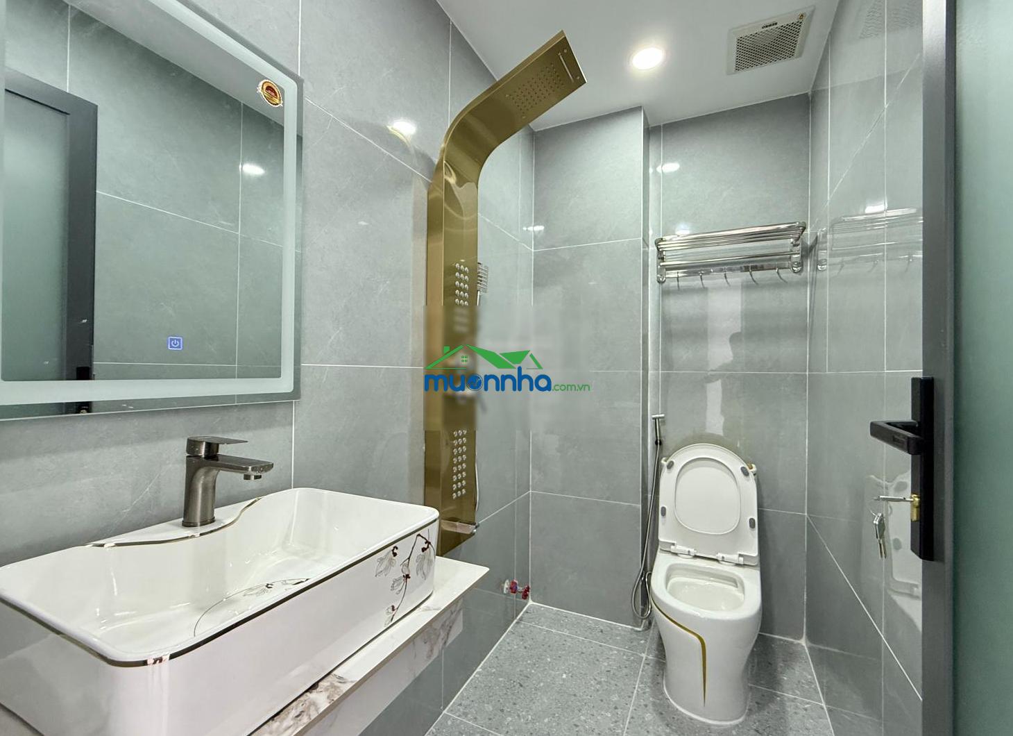 Nhà có thang máy, sát bên công viên, dt: 7x9m, lửng, 3 lầu, 4pn, gara ô tô, sân thượng, 7.19 tỷ - 3
