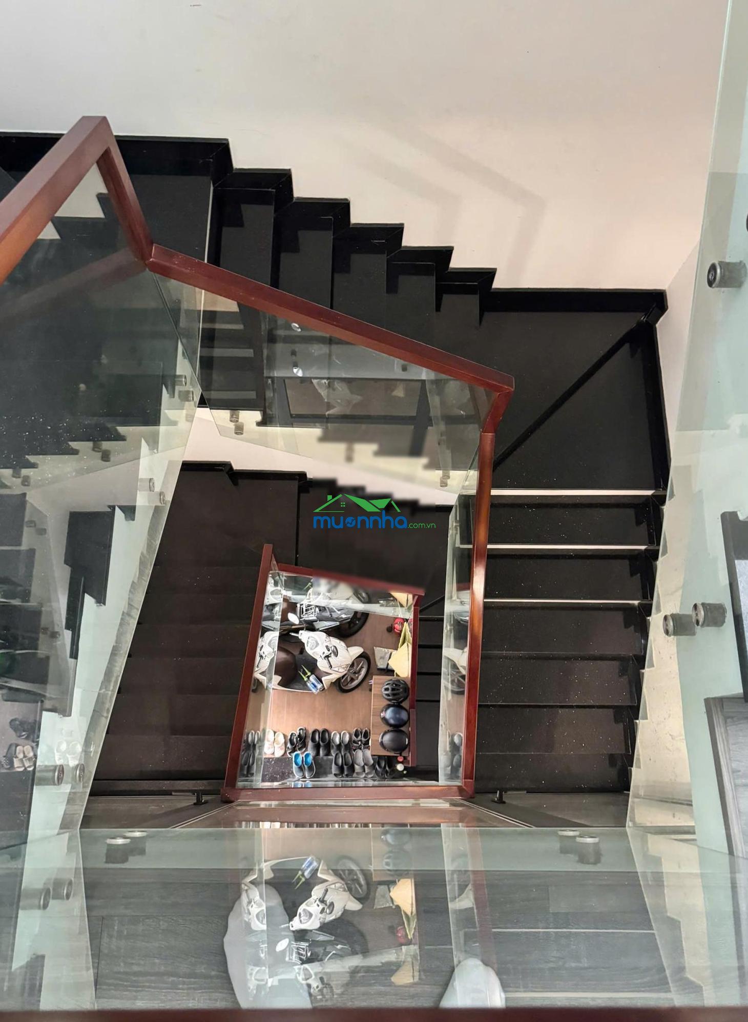 Bán nhà ngang khủng 7m view sông sài gòn - kdc bình lợi p.13 bình thạnh, cn 130m2, 4 tầng mới cứng
