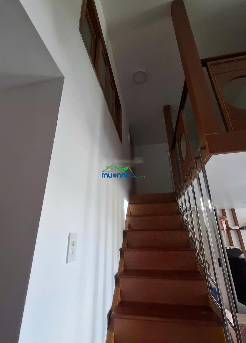 Chính chủ bán căn hộ tầng 1 chung cư hưng vượng 1, quận 7, 2 pn, full nội thất mới