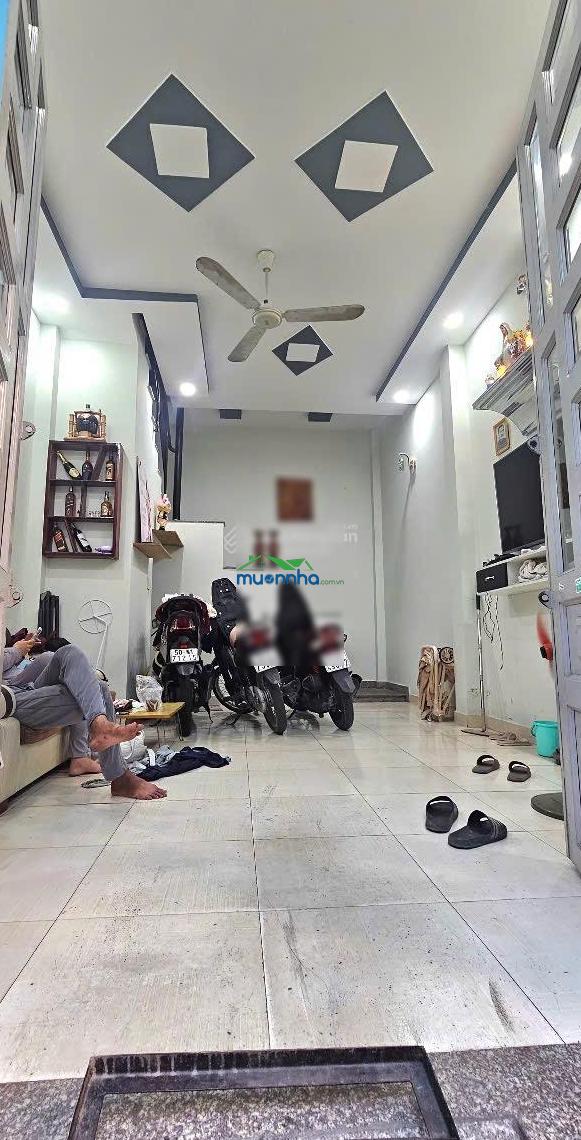 Nhà rẻ 4x7m 2lầu đúc (2pn 2wc) hẻm 5m. đường 19a - ấp chiến lược. bình tân