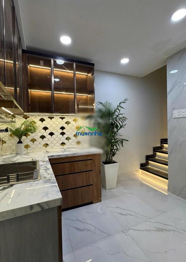 Nhà 2 mặt hẻm - phạm văn chí - gần chợ bình tiên - 4 tầng - xe hơi đậu cửa - 2
