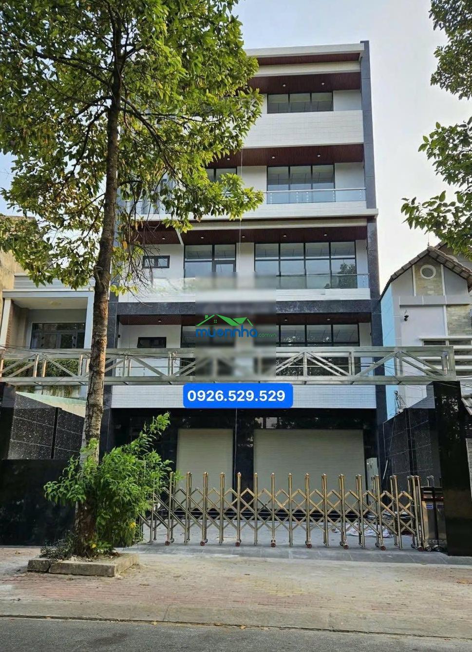 Cho thuê tòa nhà 1000m2 sàn trung tâm thủ dầu một - diện tích đất: 11 x 30 - xây dựng : 11 x 18