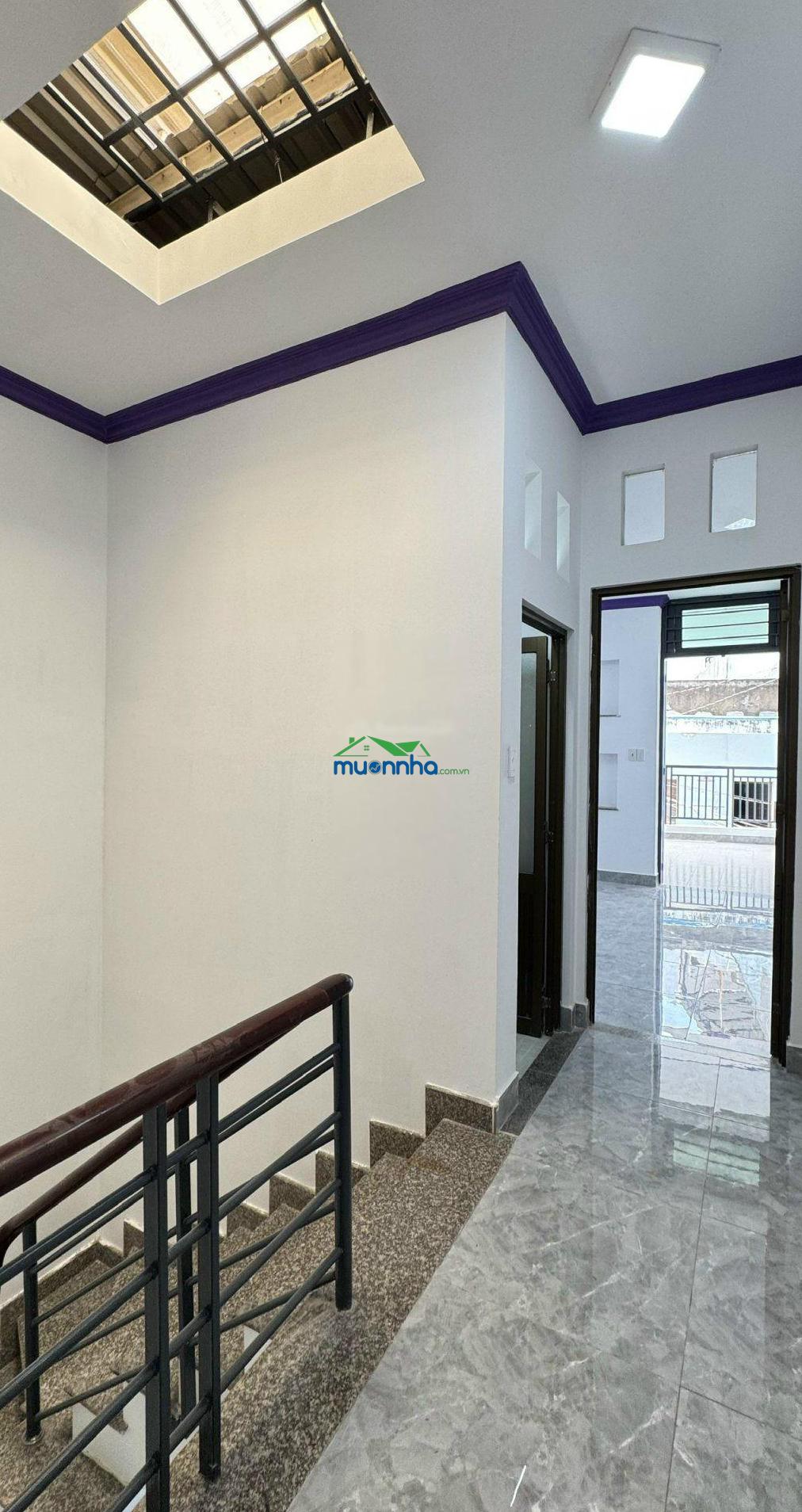 Bán nhà đường âu dương lân, quận 8, giáp q1, 60m2, 3 phòng, 2 tầng, cách 50m ra hẻm xe hơi, 5ty980