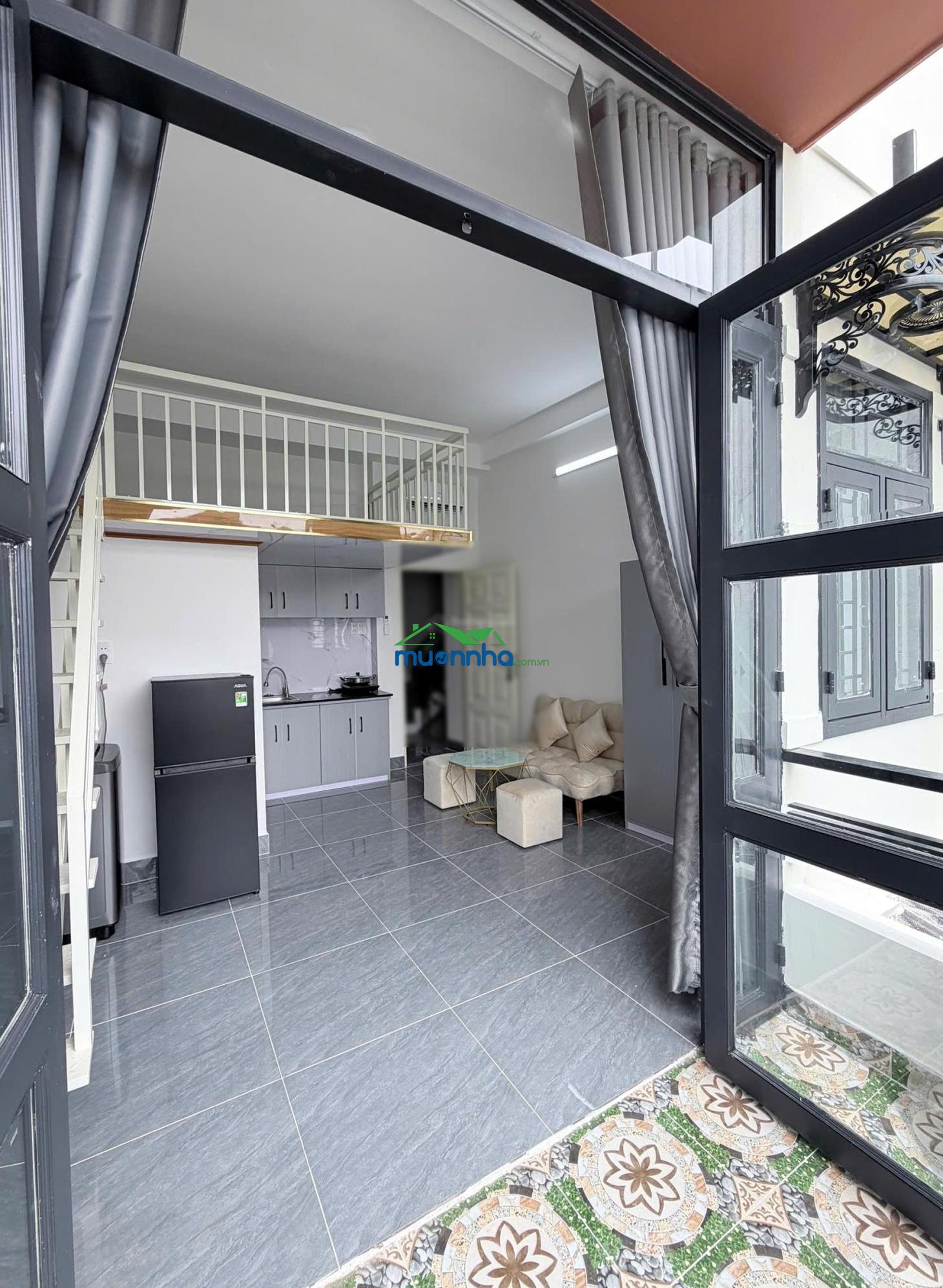 Bán chdv đường bờ bao dt 4.5m x 14m nở hậu 8m đúc 3 tấm đang cho thuê khoán 50tr/th hđ 5 năm