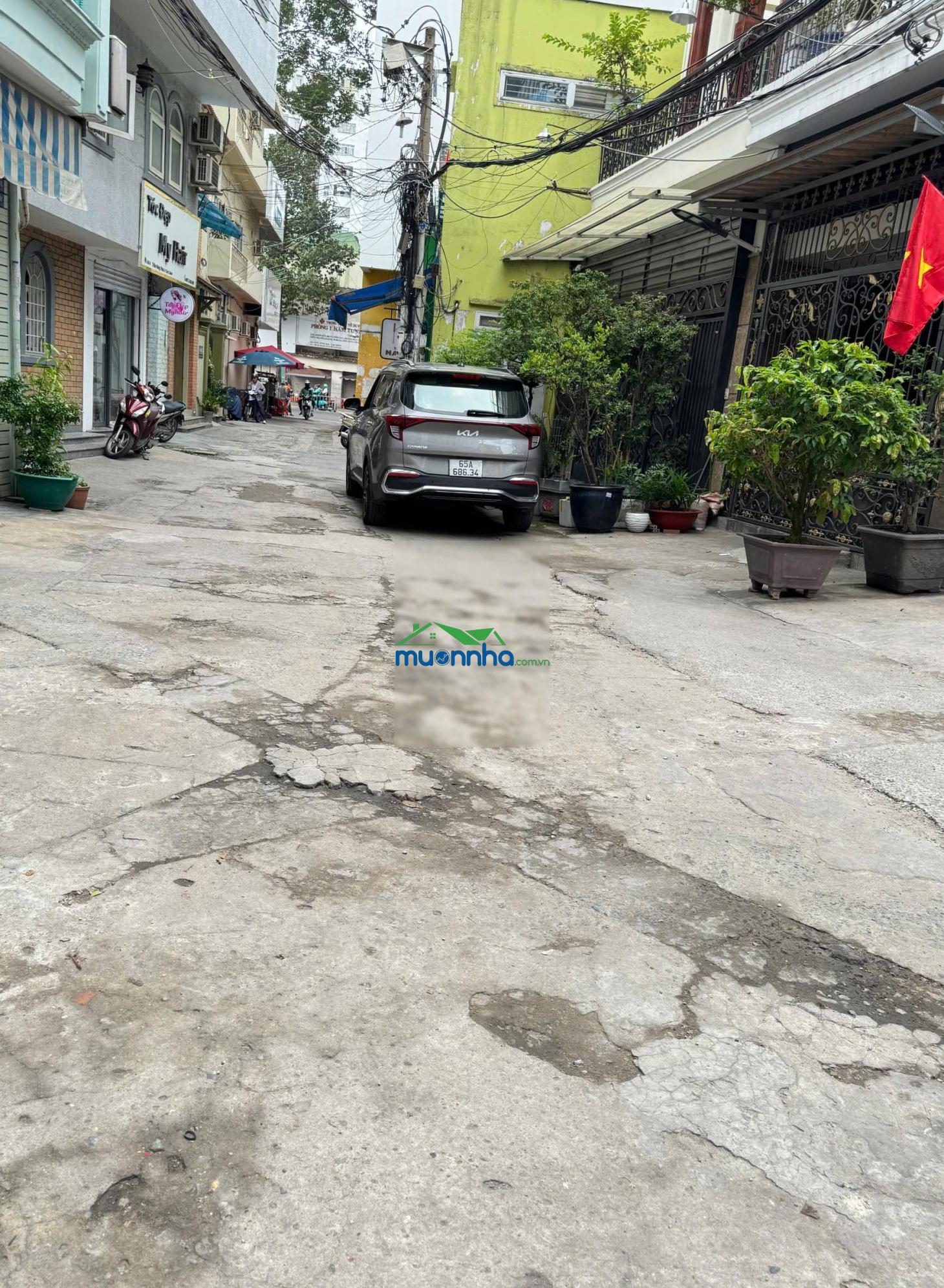 Bán nhà hxh tại trần hưng đạo, 14,8 tỷ, 100m2, 6x17 4pn, 4wc, pháp lý đầy đủ, giá ưu đãi - 3