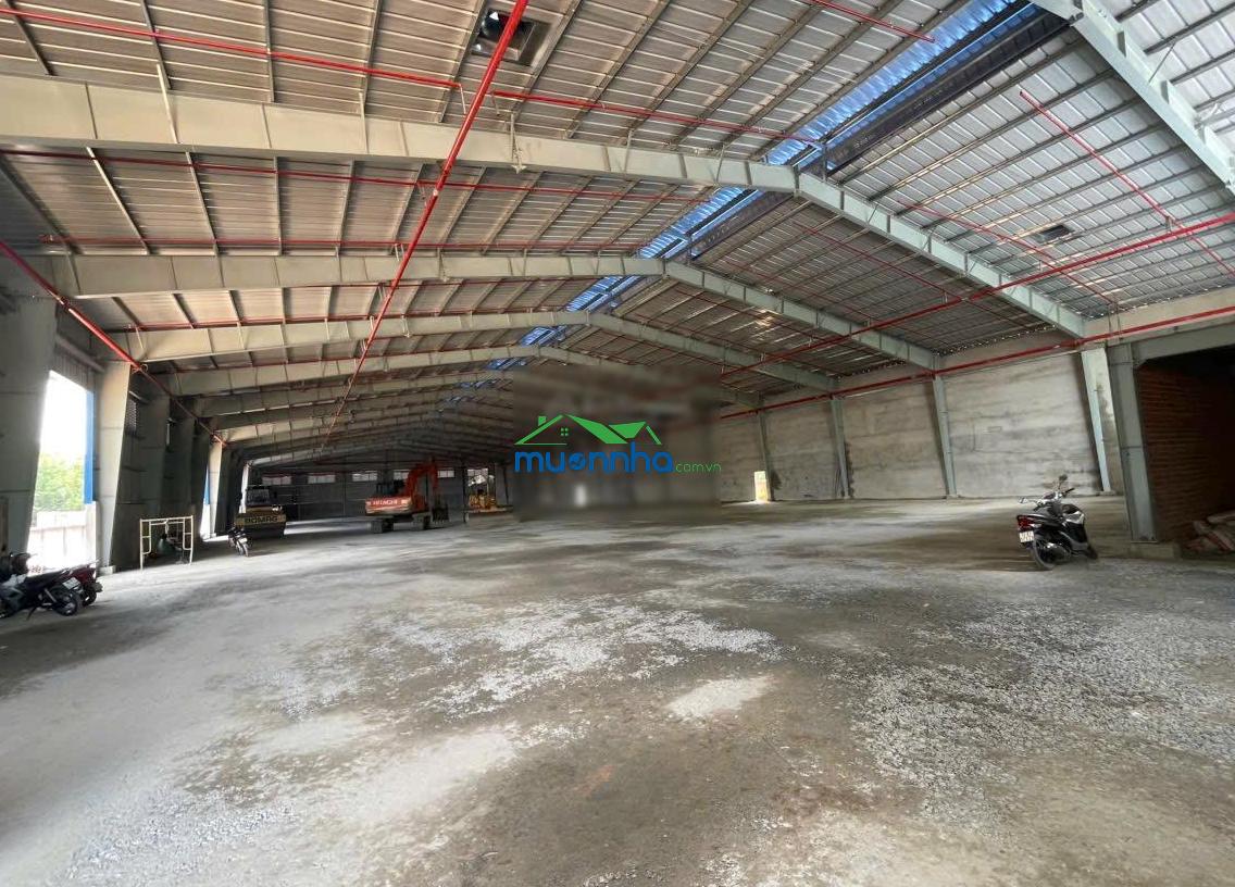 Cho thuê 4980 m2 khuôn viên nhà xưởng - tân uyên - bình dương