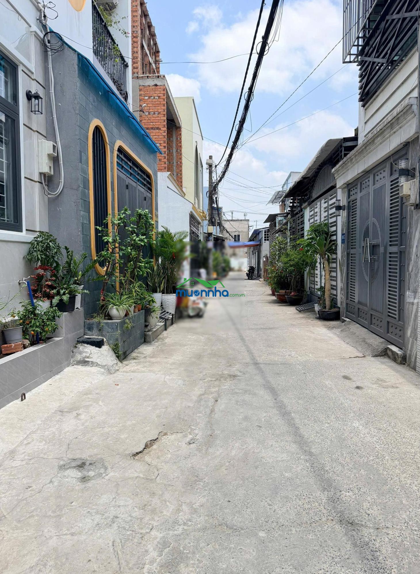 Nhà thạnh lộc 16 ngay ngã tư ga q12 chỉ mất 5 phút đến gò vấp