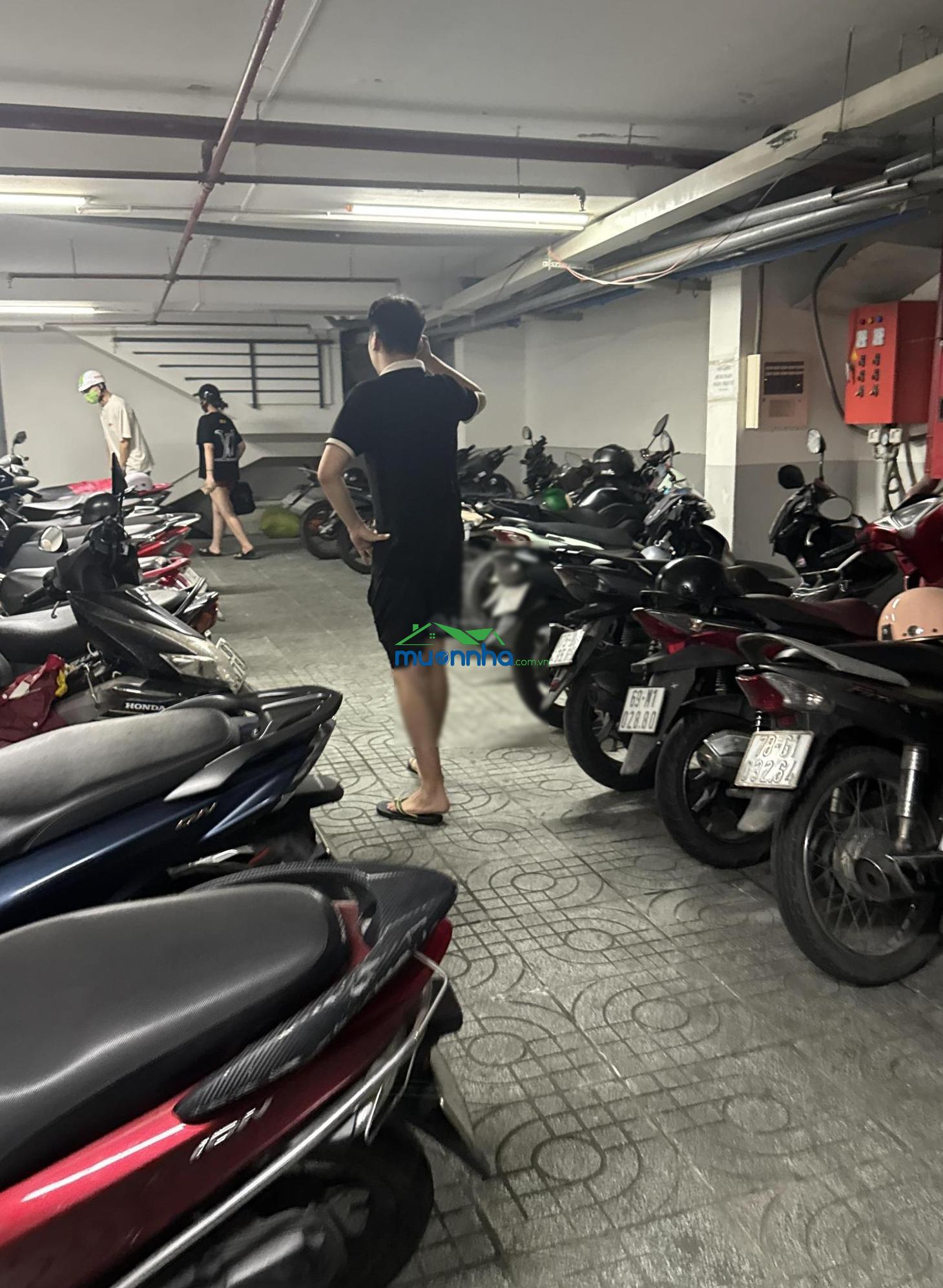 Hàng hiếm sẵn dòng tiền q7 - chdv-7 tầng 32 phòng-có thang máy-dt: 125 m (5,65 x 23,5), nở hậu 10 m - 3