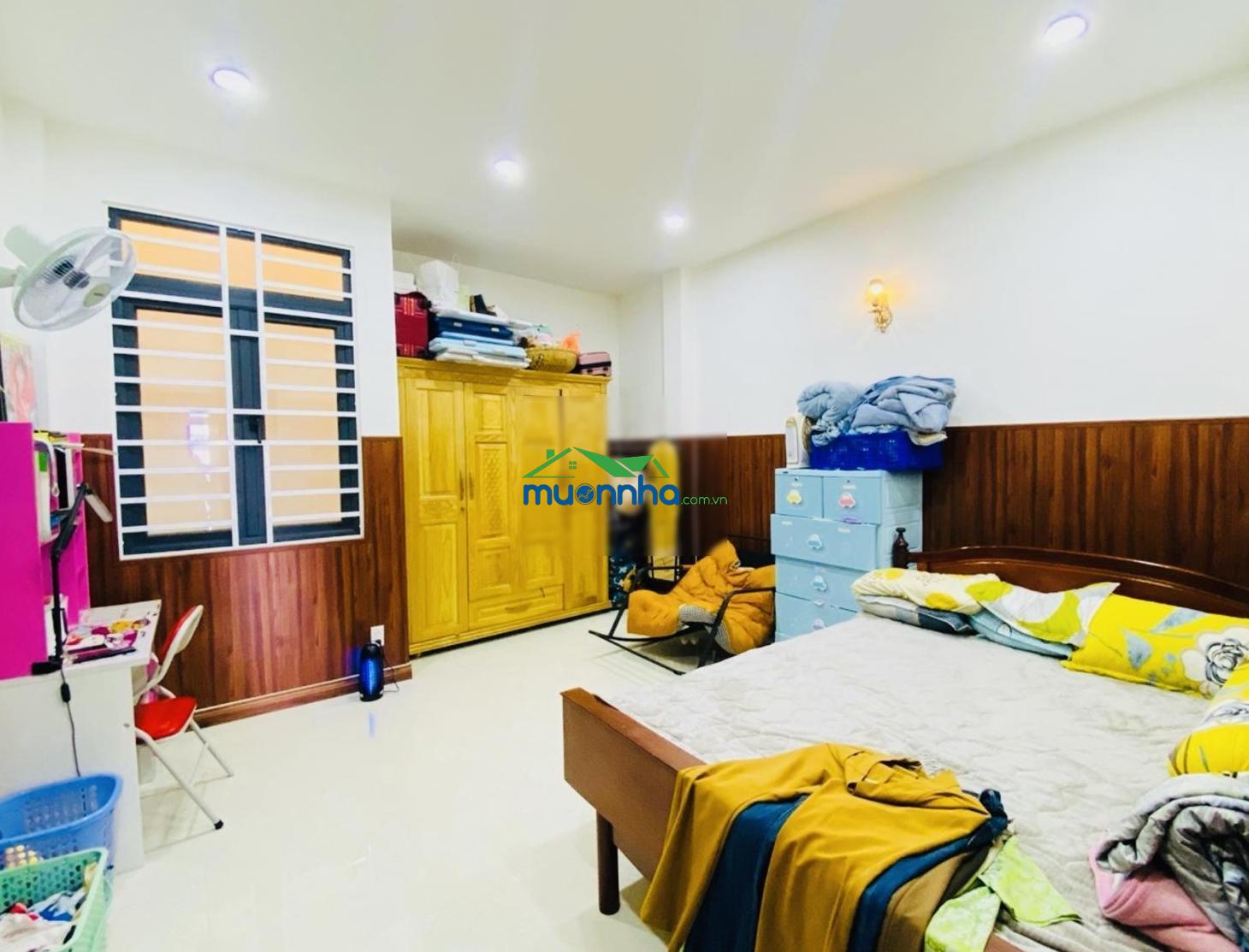 Hẻm xe hơi chỉ 5.95 tỷ dt 61m 4 tầng, dương đình hội q9, view vành đai 2 thoáng mát