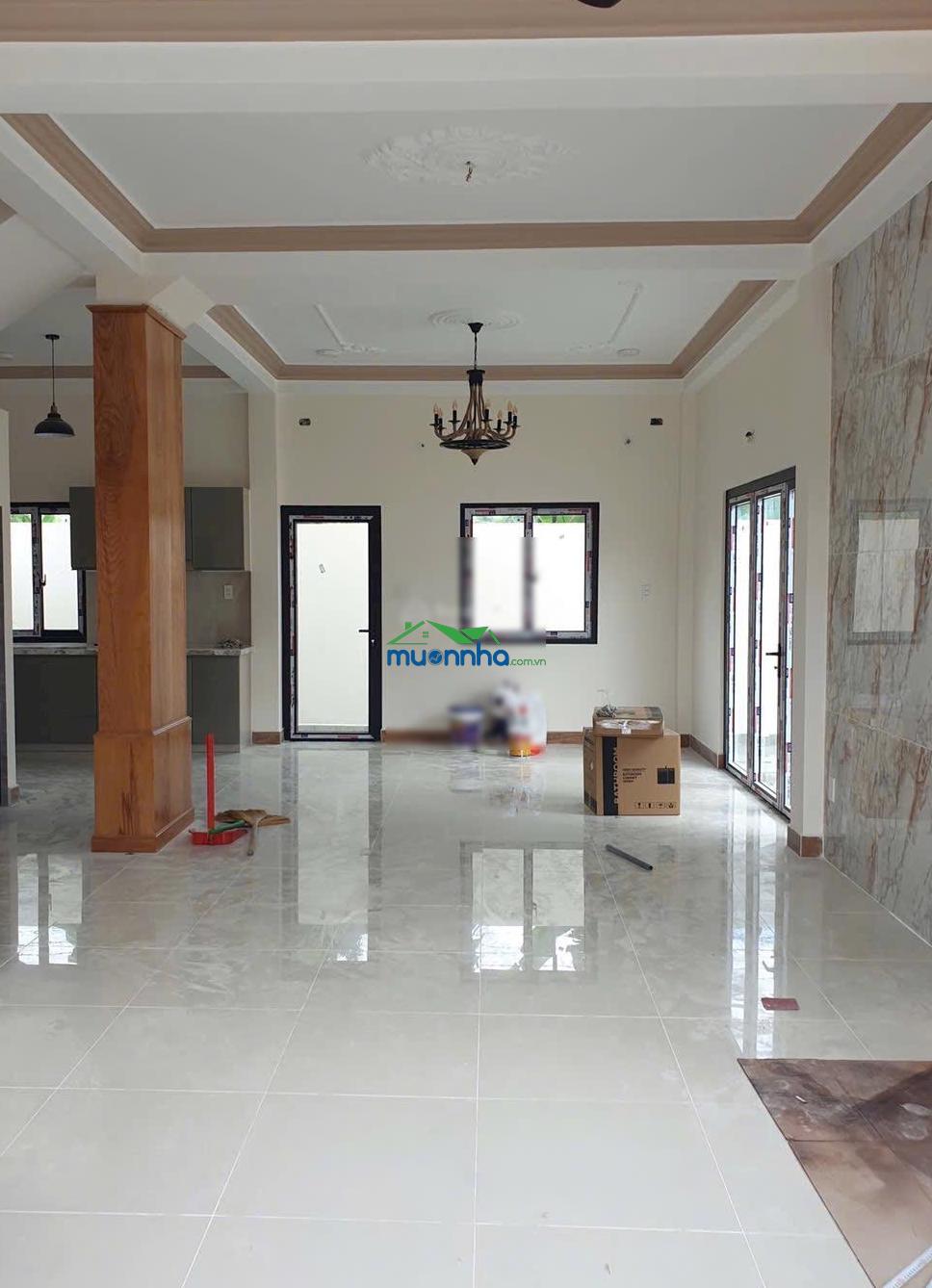 Cần chuyển nhượng nhà mới xây 100%. 4pn - hẻm xe hơi