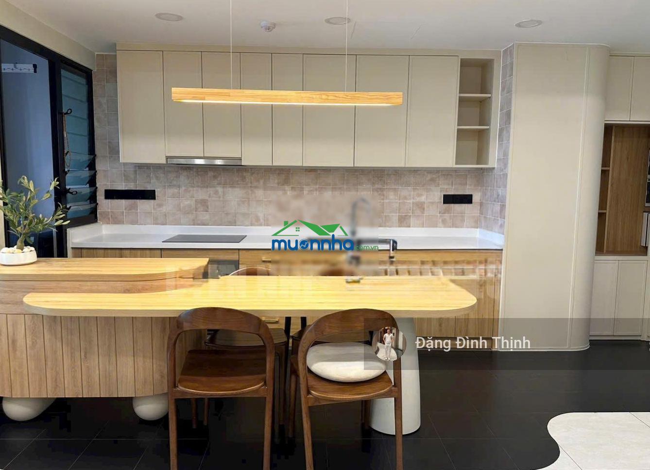 Thuê 2pn 86m2 ban công view thoáng mới 100% nt cao cấp-bến vân đồn quận 4 sát q1 q2 lh 0775 924 ***
