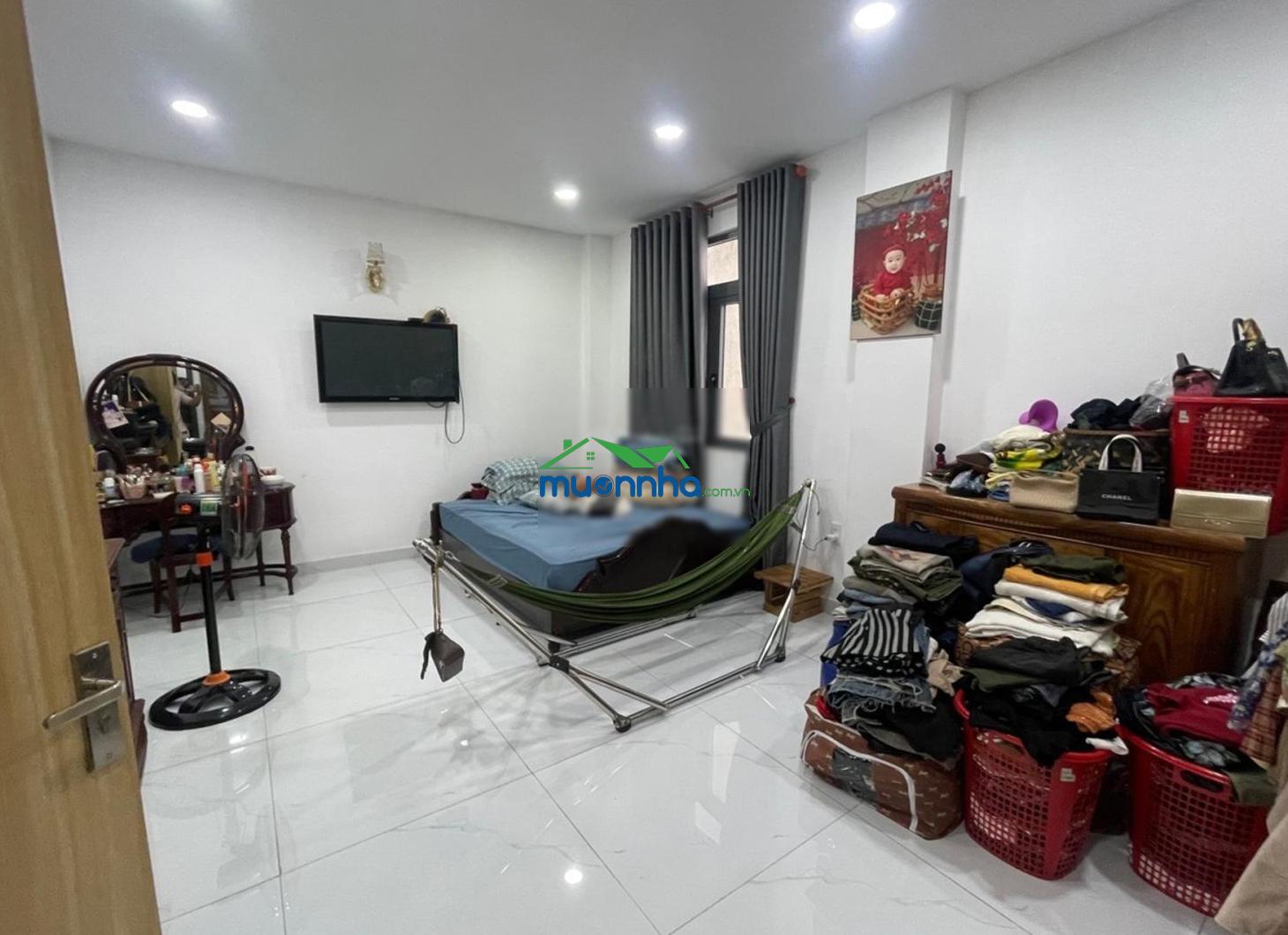 Ô tô đỗ cửa- 4 tầng btct- ngang lớn 6.1m x 22m. đối diện vincom phan văn trị- gò vấp - 4