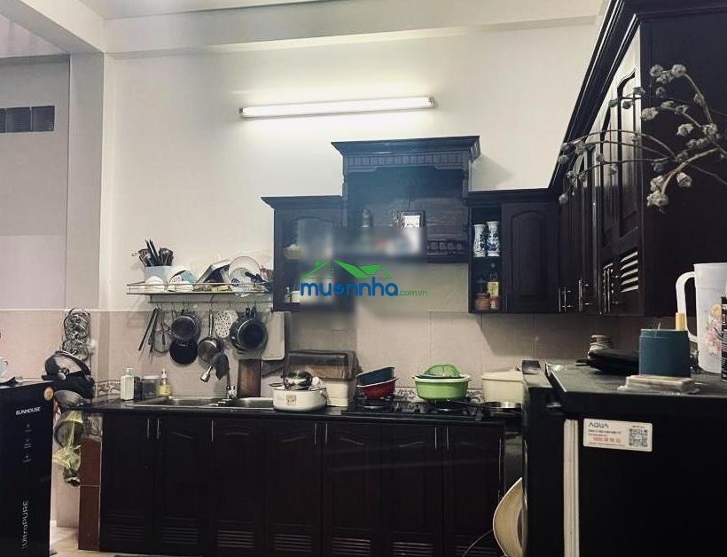 Nhà hiếm: 75m². ngang lớn 5x15m - 75m² ~ 6 tỷ.