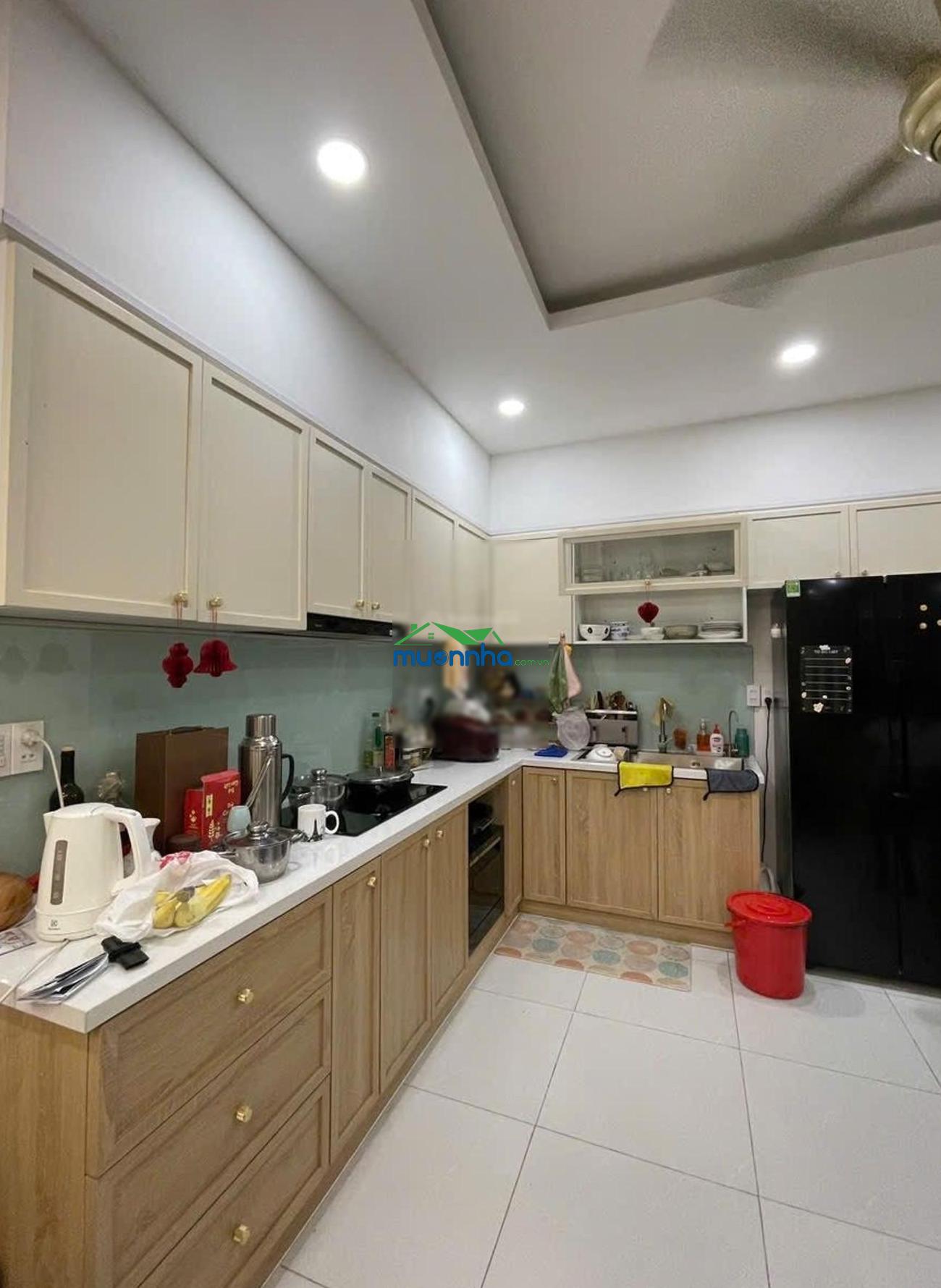 Bán nhà hẻm ô tô lê đình cẩn - ngang 5.5m - ô tô để trong nhà.