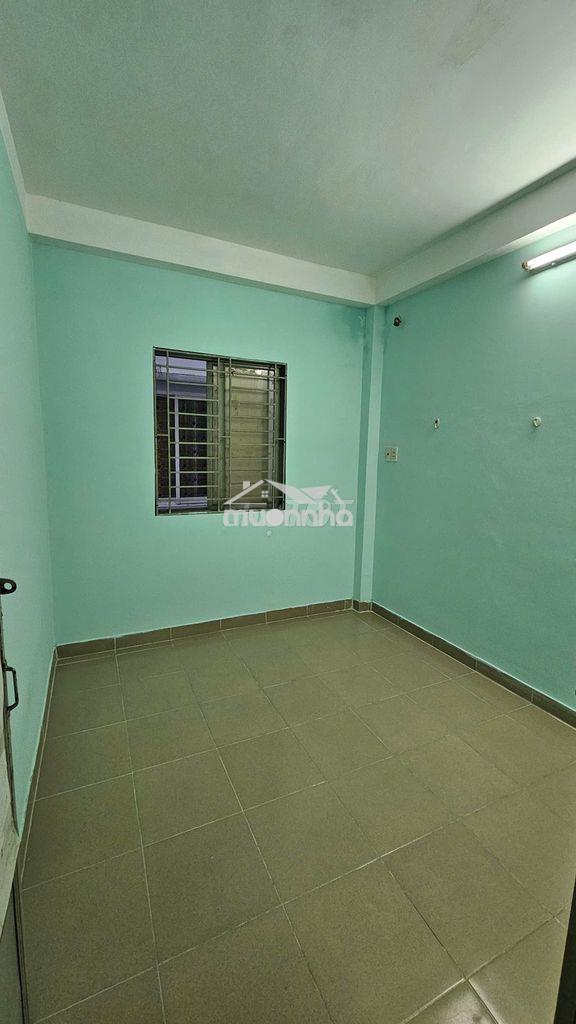Phòng trọ 12m2 quận 10, sạch sẽ, an ninh
