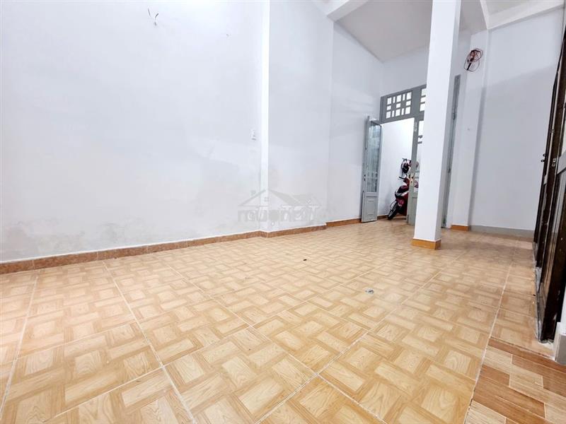 Cho thuê rẻ nhà rộng 40m2, khu tân quy đông, giá chỉ 5,5 triệu