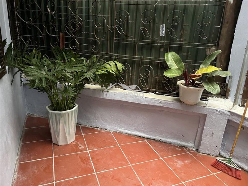 Cho thuê nhà nguyên căn 50m² x 2 tầng – ngõ 35 cát linh, đống đa