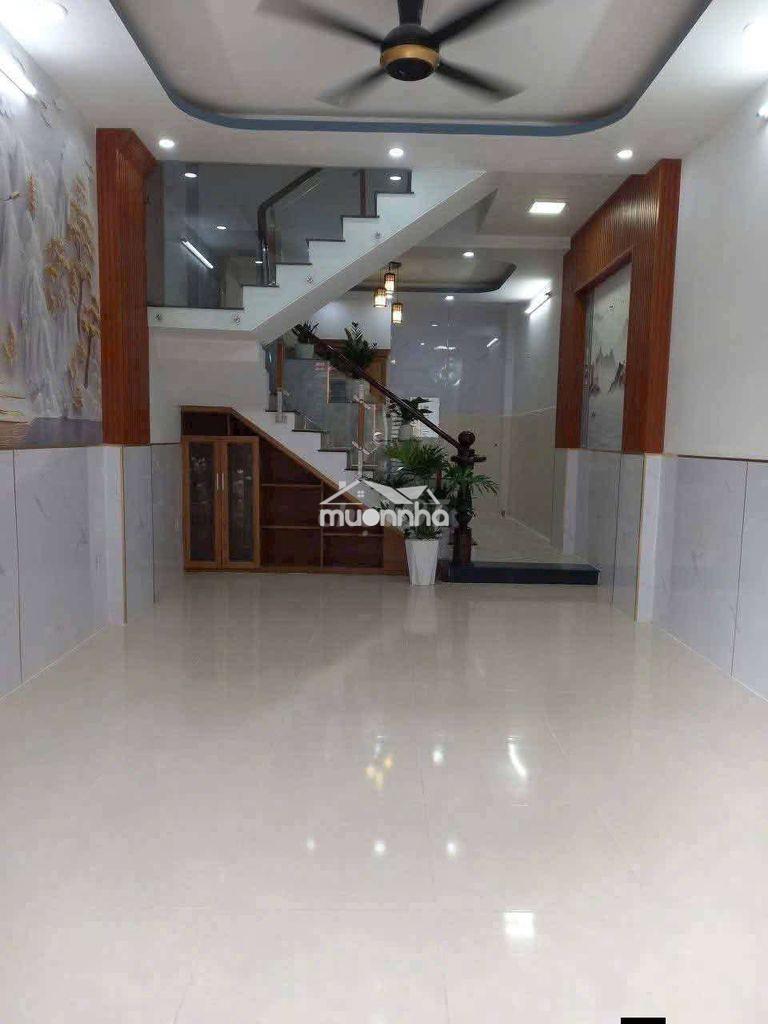 Cho thuê nhà đ/c 50/5 tân quý - 4x18- 3 tầng -st- 4pn-4wc_ giá rẻ