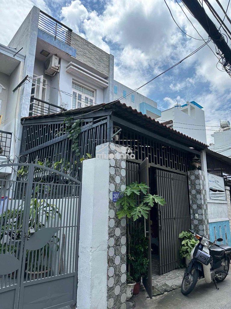 Chính chủ cần bán gấp nhà hẻm xe hơi 2695 có dính lộ giới