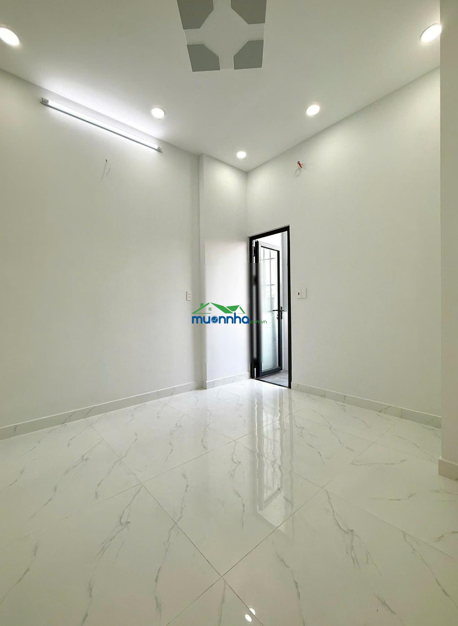 Chỉ 4.95 tỷ nhà 2 tầng hẻm ô tô trần thị cờ shr hoàn công 3pn ở ngay vị trí đẹp, hẻm ô tô