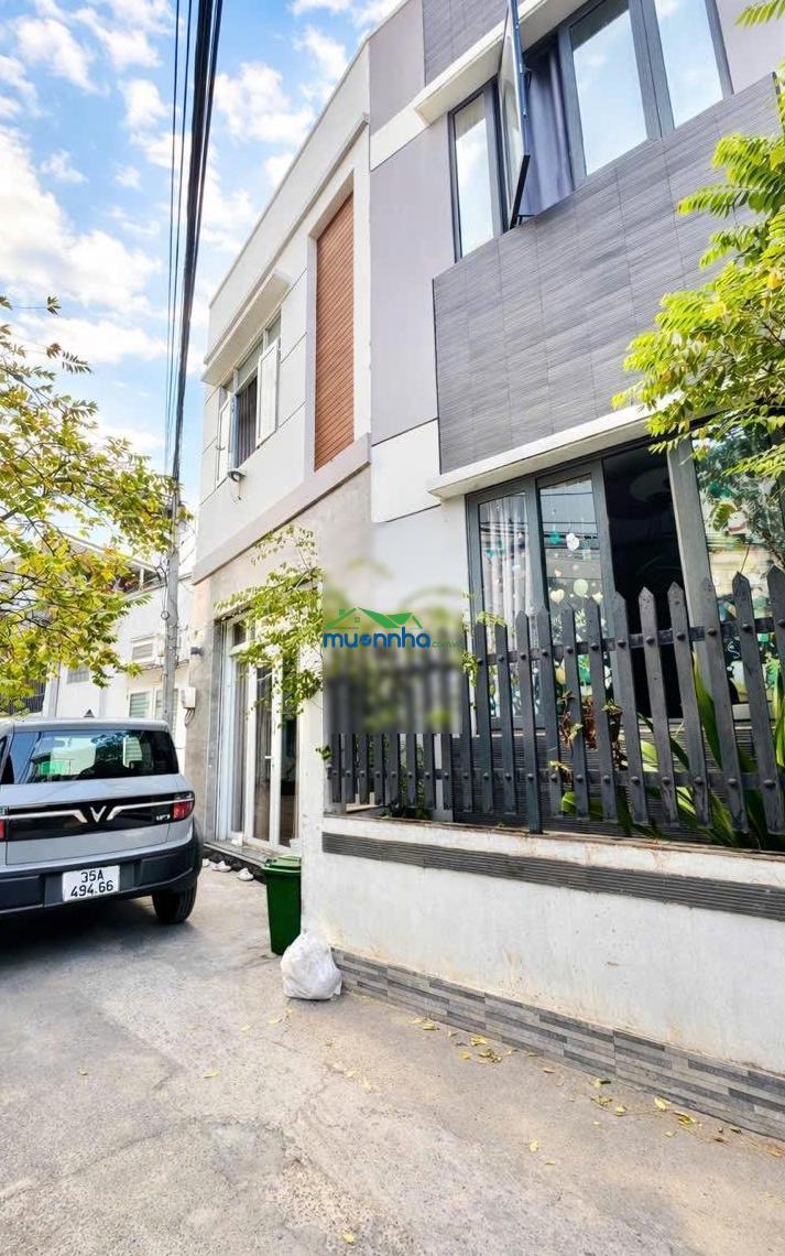 Bán nhà hẽm xe hơi vf3 phường thạnh mỹ lợi,1 trệt 1 lầu diện tích 4,4x11,5 giá 5,2 tỷ lh 0915 698 ***