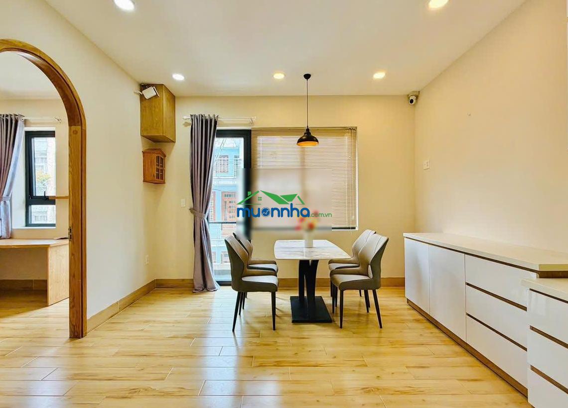 Nhà hẻm 8m tân hoà đông, 5 tầng đúc, 5pn 4wc, ngang 7m bề thế ,nội thất đẹp, đang cho thuê 20 tr/th