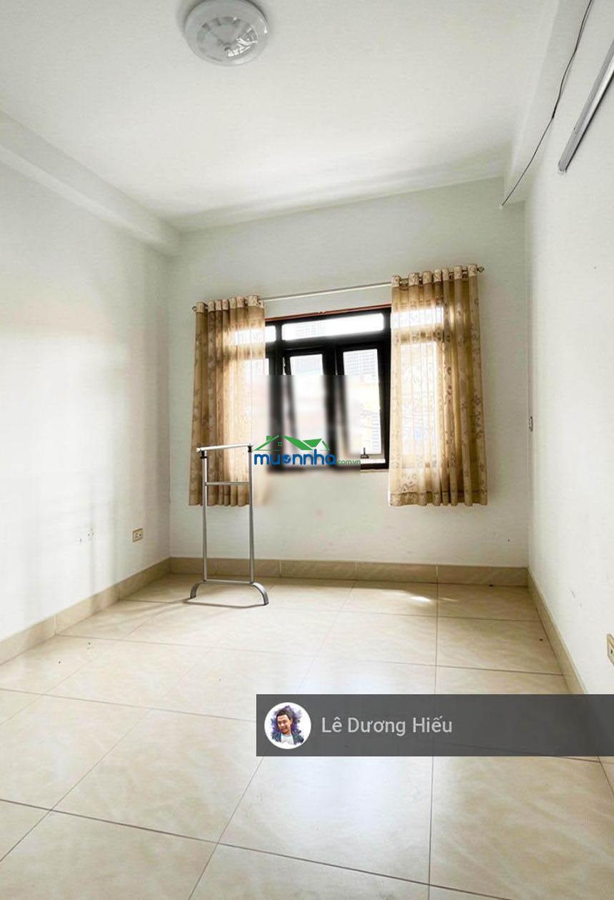 Bán nhà 40m2. 4 tầng btct. 4 phòng ngủ. hẻm gần 3m. ngang 3.2m. cách quận 1 chỉ 1.4km - 3