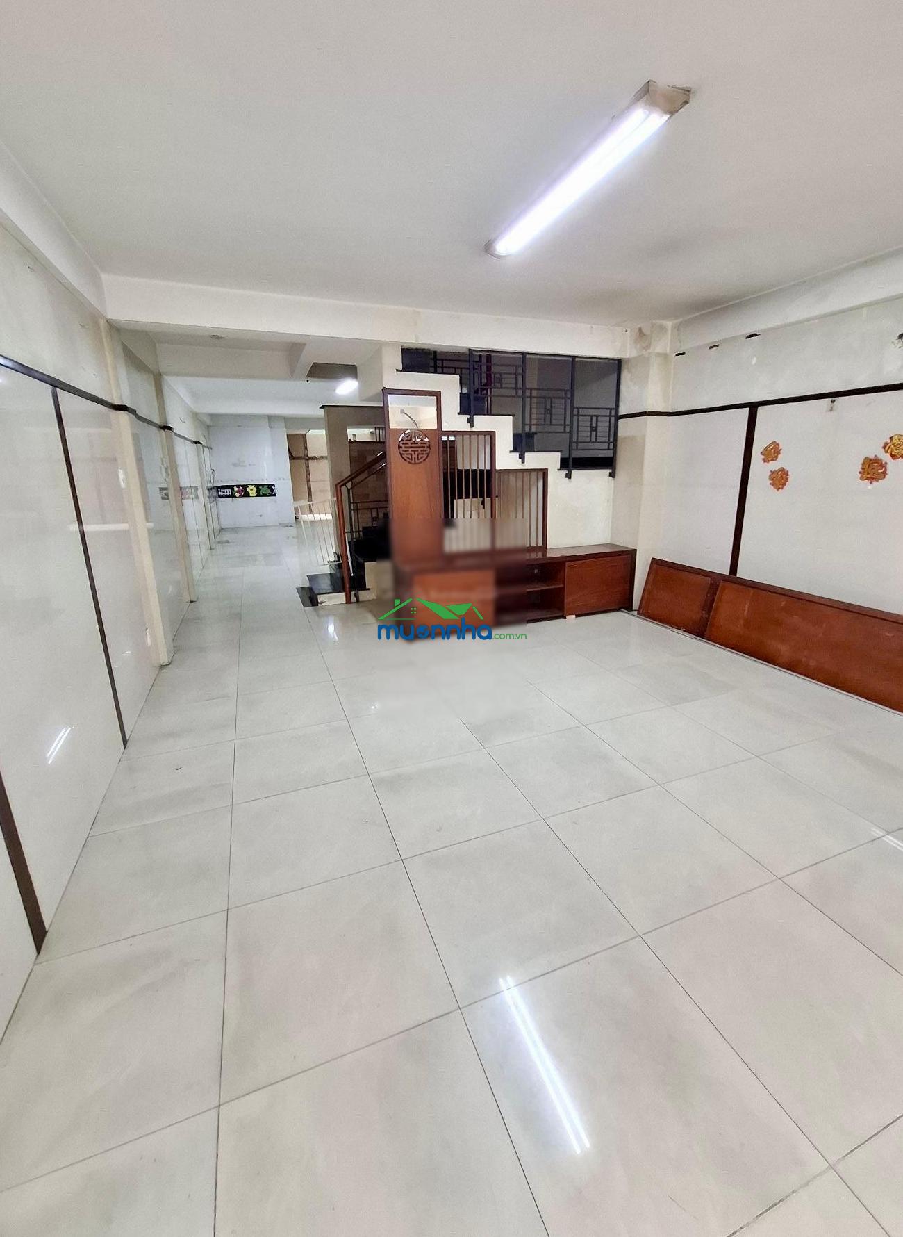 Chủ giảm mạnh nhiệt bán nhà cũ ngay võ thành trang. 78.5m2 chỉ 4.8 tỷ dòng tiền