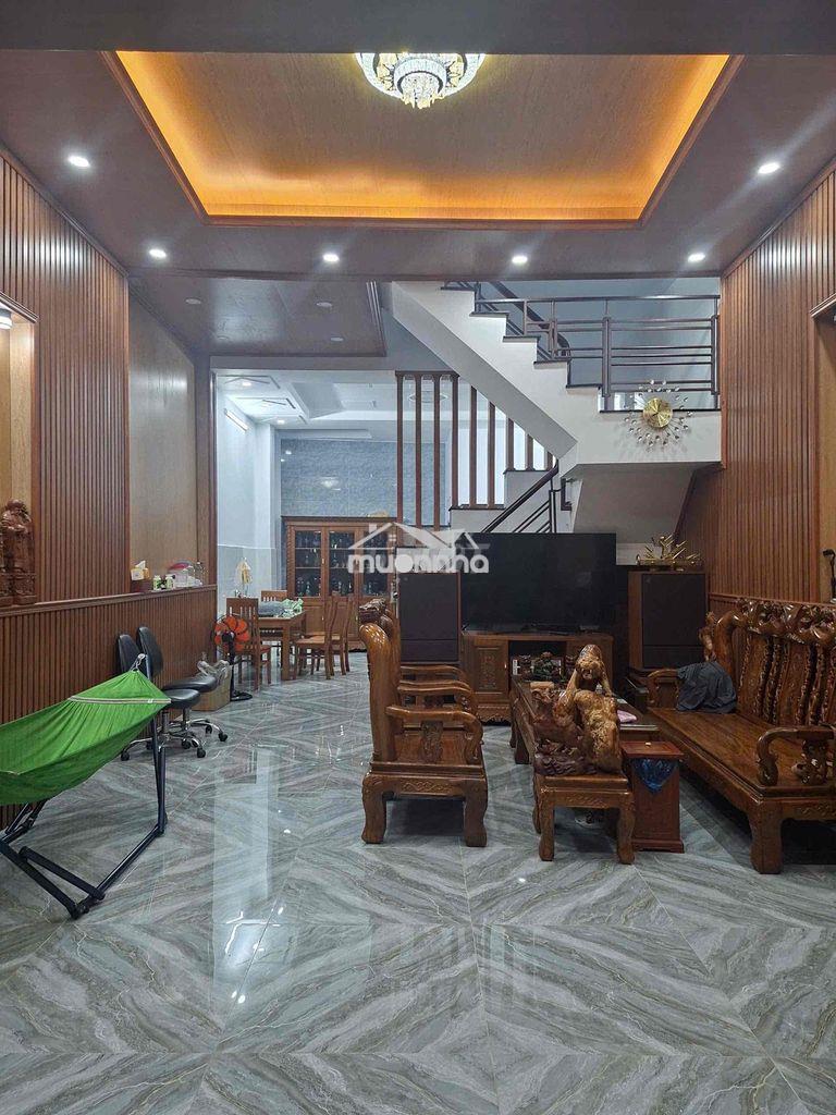 Bán nhà dương thị mười - 5 x 15 -3 tầng - sát chợ- 6 tỷ 350