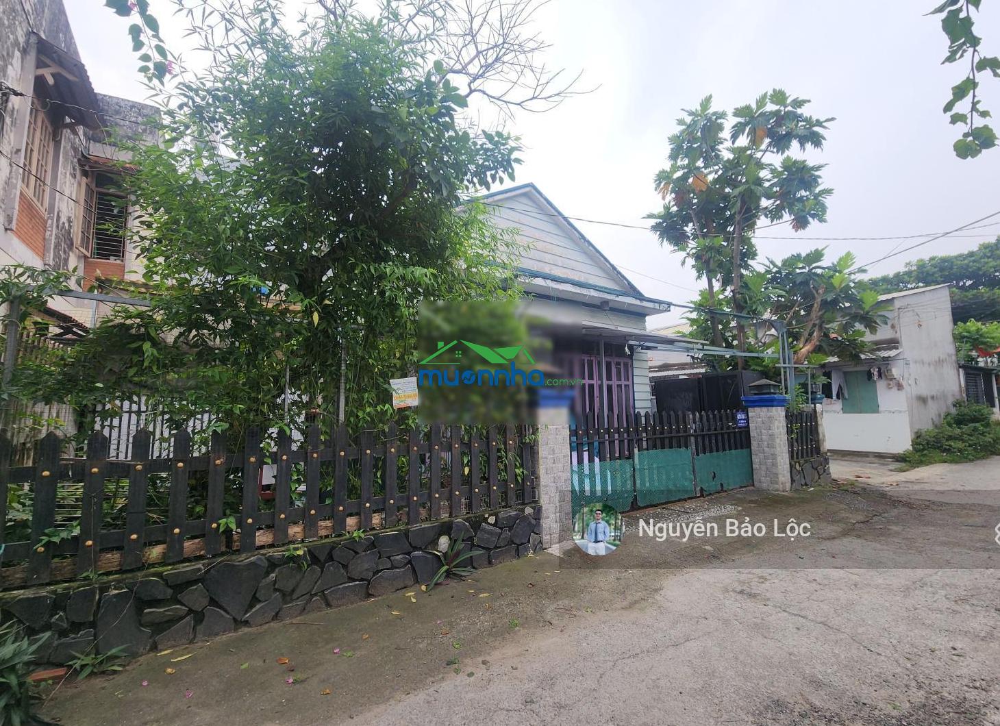 Chỉ 9.5 tỷ - lô góc - 208m2 (12.6m x 16m) - cách lã xuân oai 150m