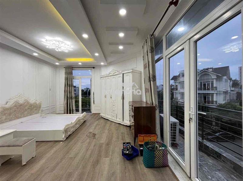 Cho thuê căn hộ full nội thất gần nhà thờ nam hải quận 8