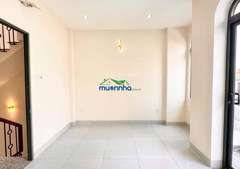 Hiếm khu tân thới hiệp, quận 12. 3 tầng đẹp lung linh full nội thất, ô tô đỗ cửa. giáp gò vấp.