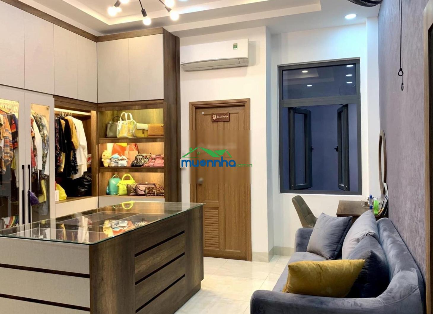 Bán nhà hẻm vip hxh 361 nguyễn đình chiểu, q3 dt:4.5x12m, trệt, 3 lầu, giá 13.8 tỷ