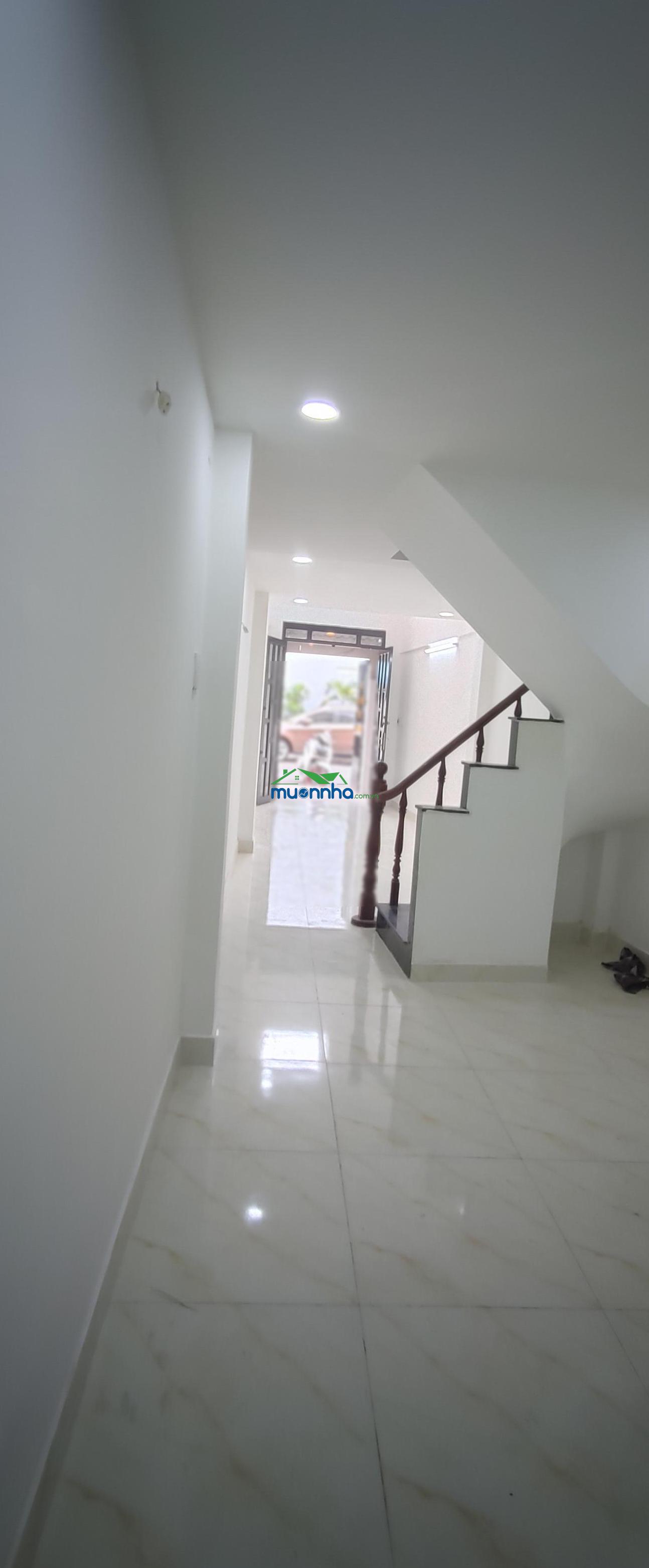Chính chủ cần bán gấp nhà đẹp quận 8 sổ hồng riêng