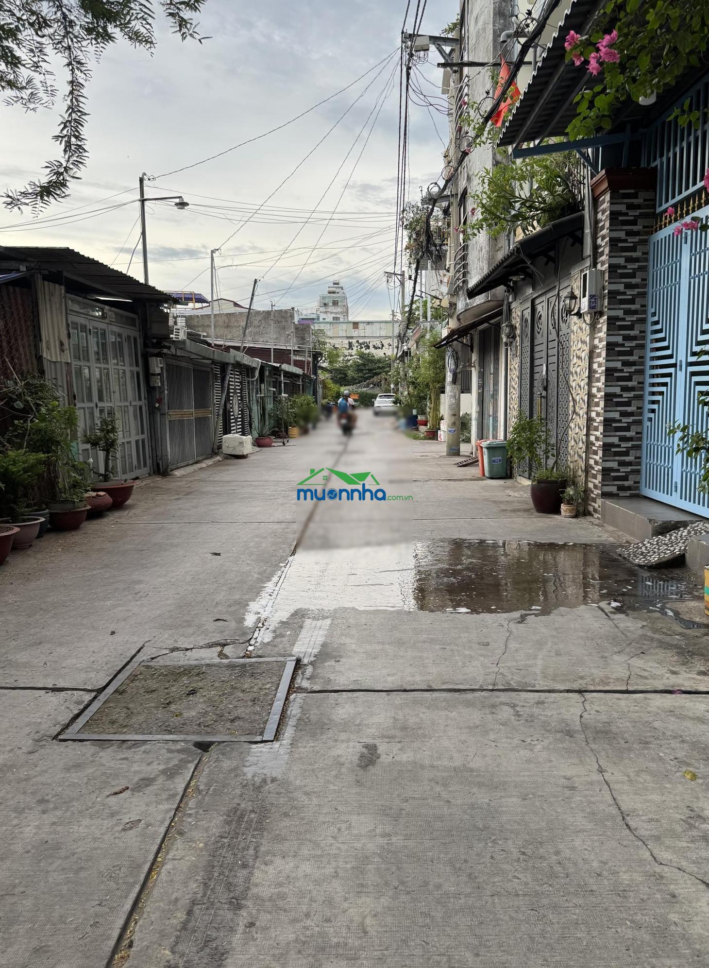 Hẻm xe hơi tân hoà đông, giáp tân phú, 40m2, 4 tầng btct, hoàn công, nhỉnh 4 tỷ