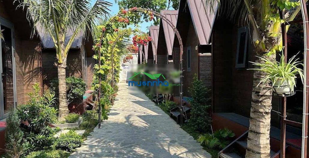 Bán quỹ đất lớn- tp thủ đức. dt 1426m2 - cách mt lê văn việt 300m - dòng tiền 150tr/th -giá 55 tỷ