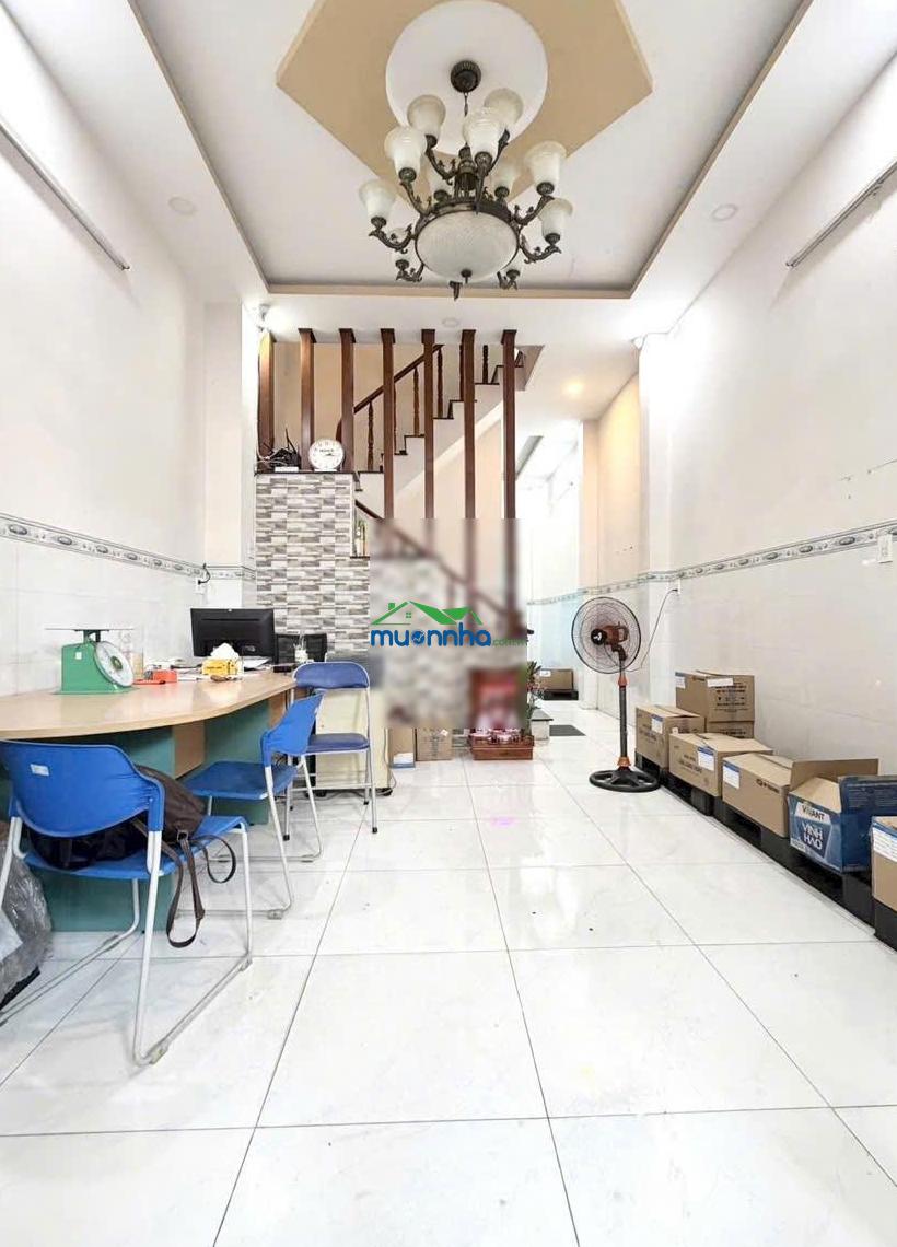 Hẻm vip 7m đường gò dầu phường tân sơn nhì dt 4mx14m 3,5 tấm giá 7,8 tỷ - Ảnh 2