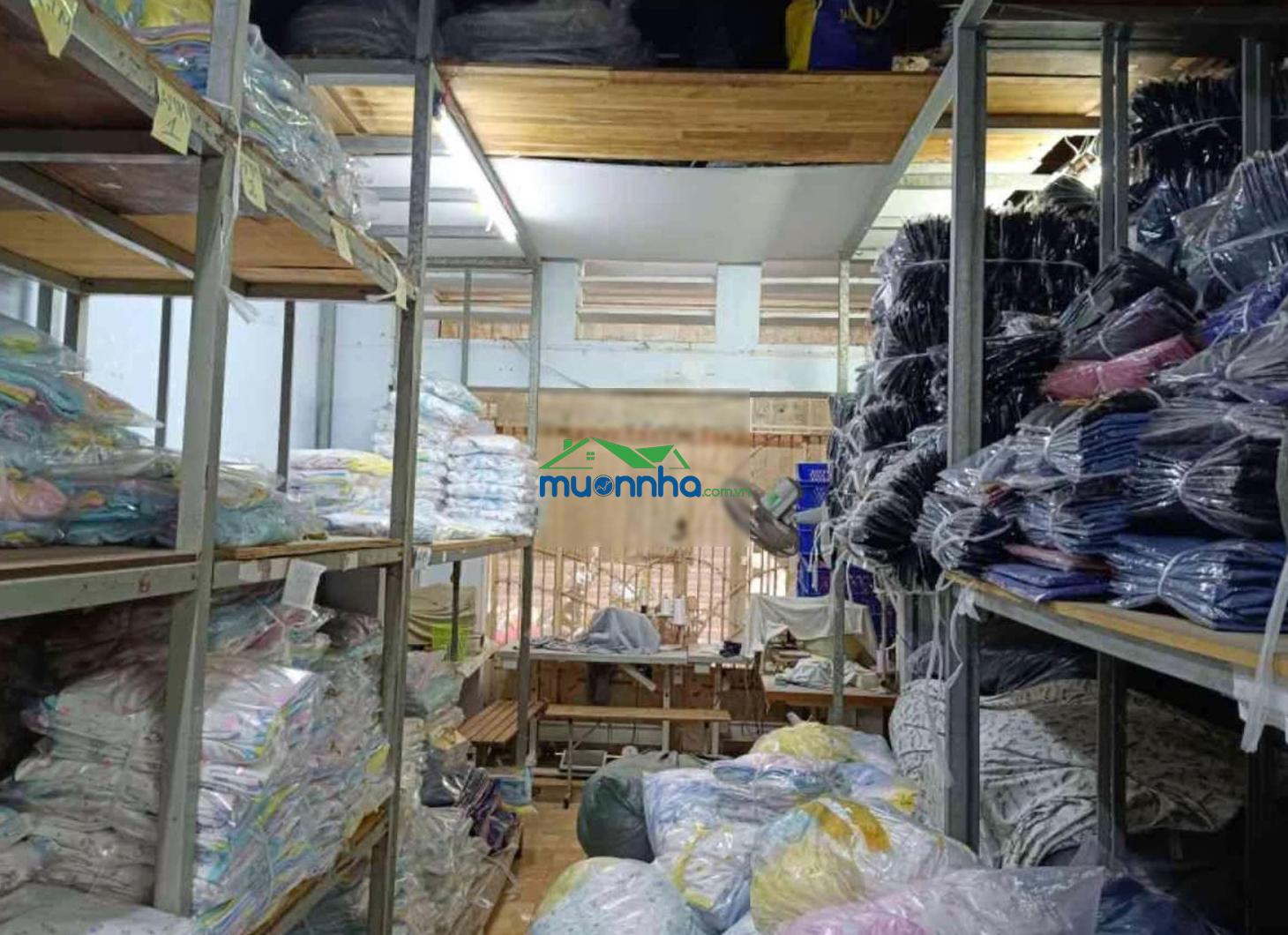 Nhà cũ tiện xây mới- hẻm ô tô vào nhà- 70m2 ngang hiếm 5m nở hậu- gò dầu & tân sơn nhì - tân phú - Ảnh 2