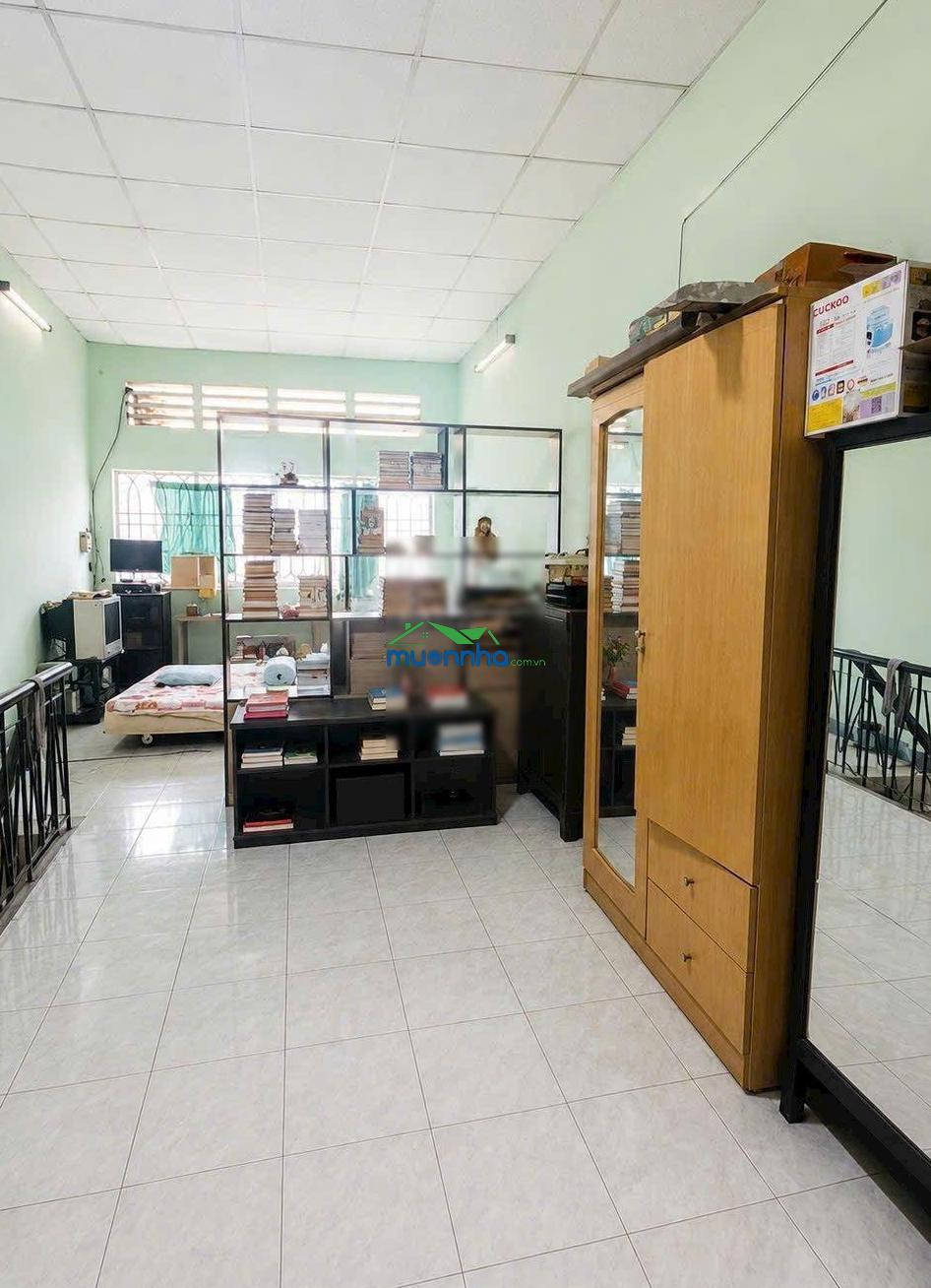 Nhỉnh 10 tỉ có nhà 68m² x2 tầng, 2 pn - xe hơi đỗ cửa - ngay đh hutech - điện biên phủ - p.25
